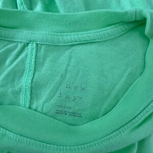 Target short sleeve green top